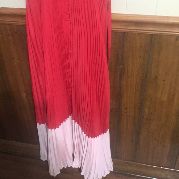 Dress - Picture 3 of 6